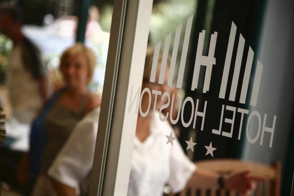 Hotel Houston ريميني المظهر الخارجي الصورة